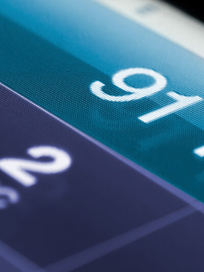 911 digits on a mobile screen.