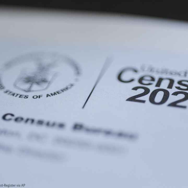 The cover of the US Census form